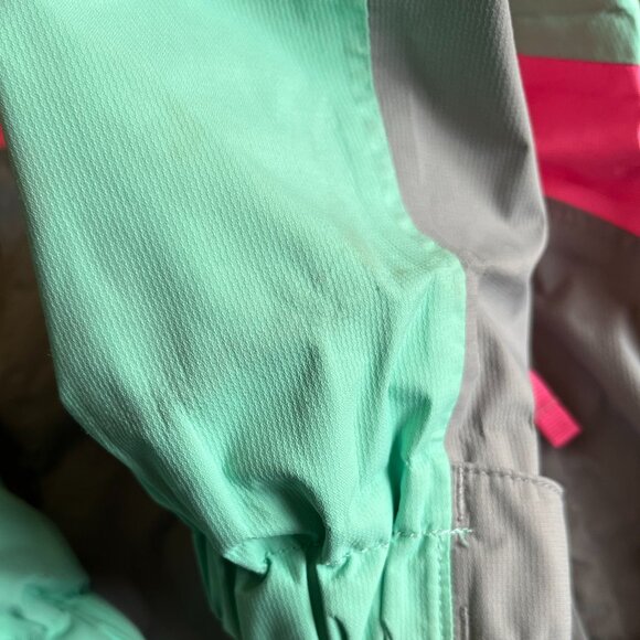 The North Face mint and pink shell jacket 2T - Picture 16 of 16